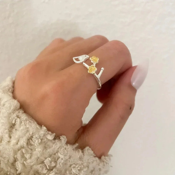 925 Sterling Silver & Gold Two Tone Ring Bird & Flower Minimalist Stackable Ring - Picture 3 of 7